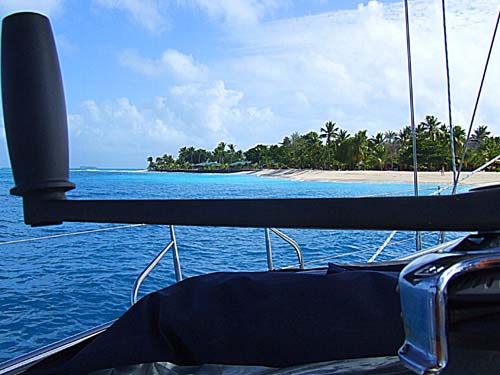 24-caraibi-in-barca-vela Palm Island